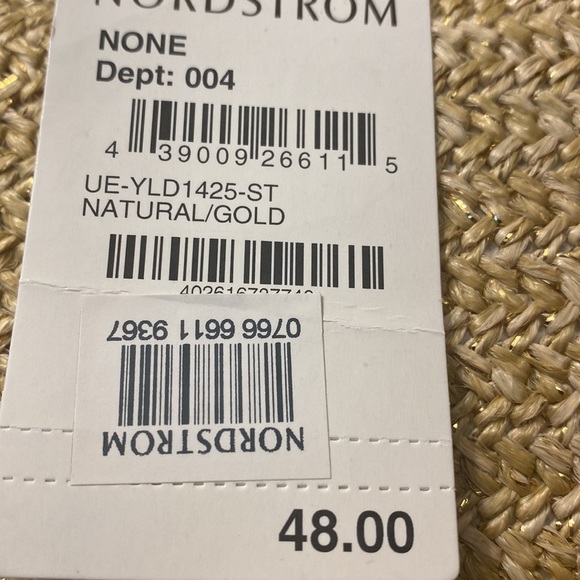 Phases woven gold chain purse. - Picture 4 of 4